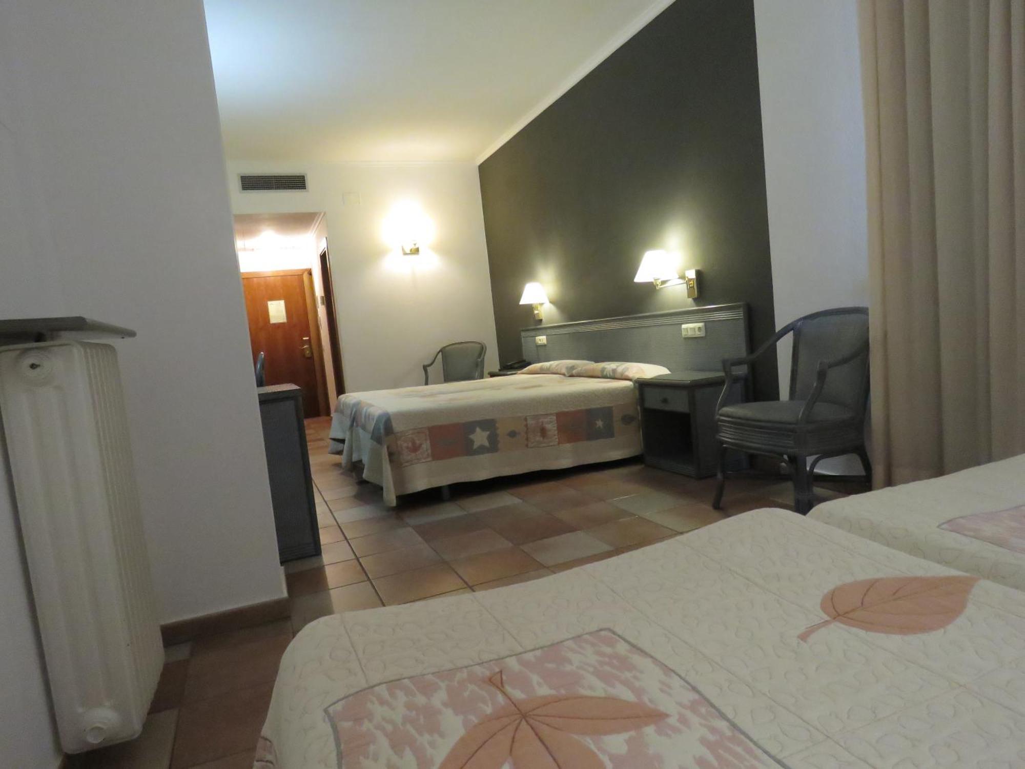 Hotel Santa Anna L'Estartit Phòng bức ảnh
